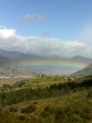 Arcoiris sobre la iglesia de Santa María. Petín, Orense
